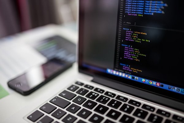 Externalisation informatique : guide complet pour réussir votre projet